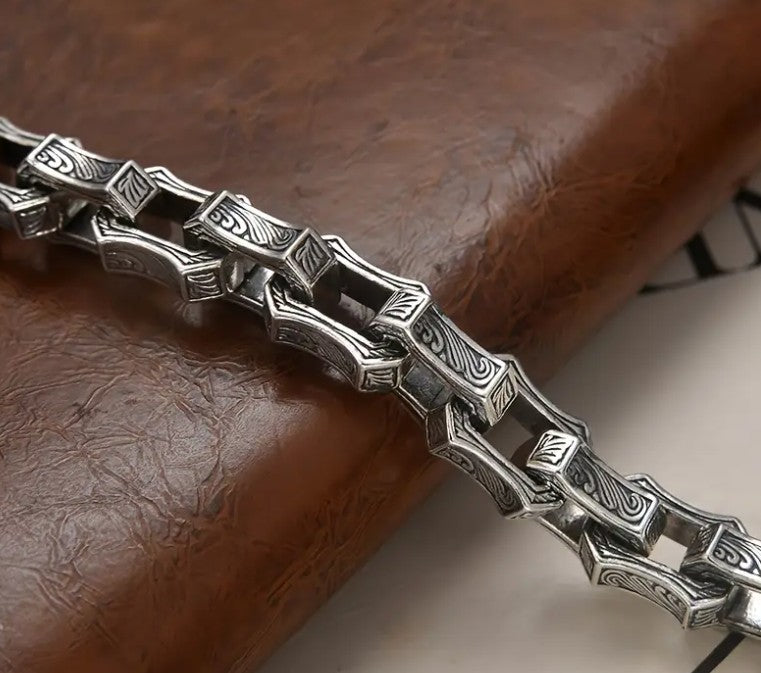 BOLD - DISTINCTIVE HIP HOP BRACELET